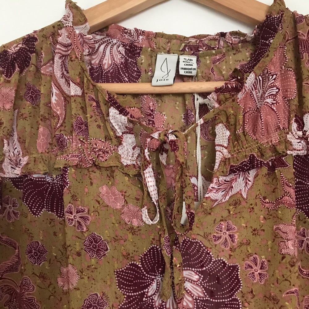 Joie Green Ruffle Sleeve Floral Blouse - Picture 2 of 7